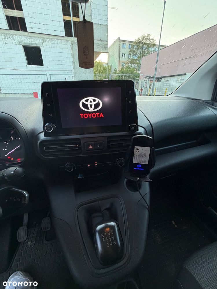 Toyota Proace City Verso Long 1.5 D-4D Business - 10