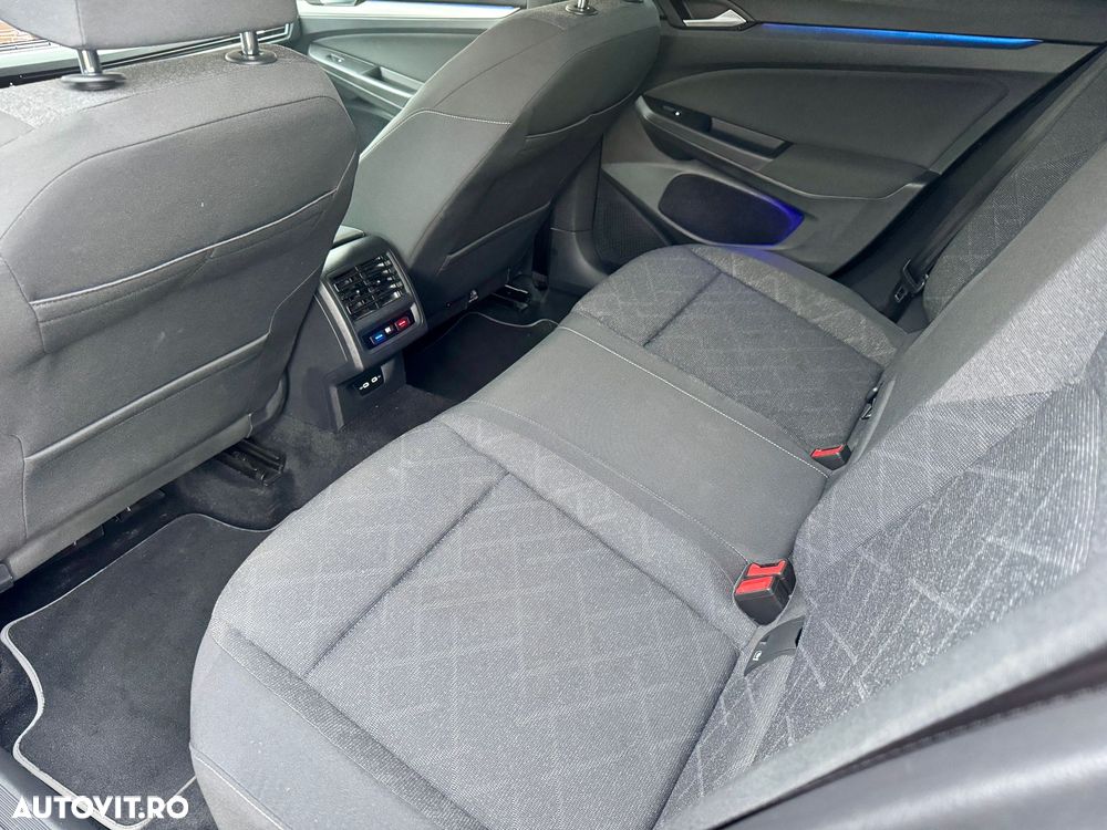 Volkswagen Golf 2.0 TDI SCR DSG Life - 12