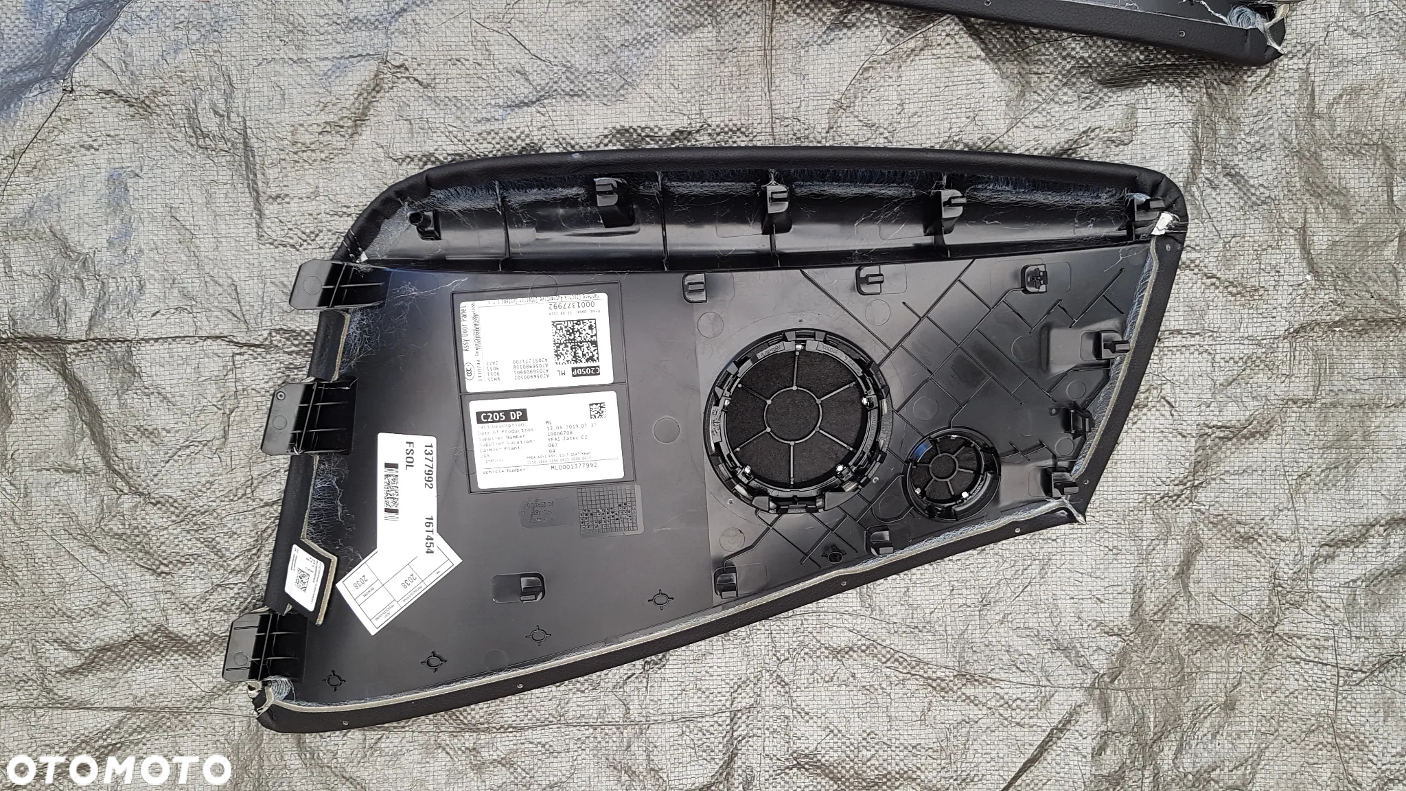 MERCEDES W205 C KLASA BOCZKI TAPICERKI TYŁ L/P A2056900602 A2056900502 - 6