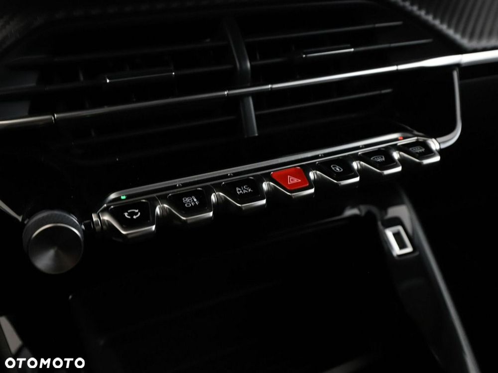 Peugeot 2008 PureTech 100 Style - 28