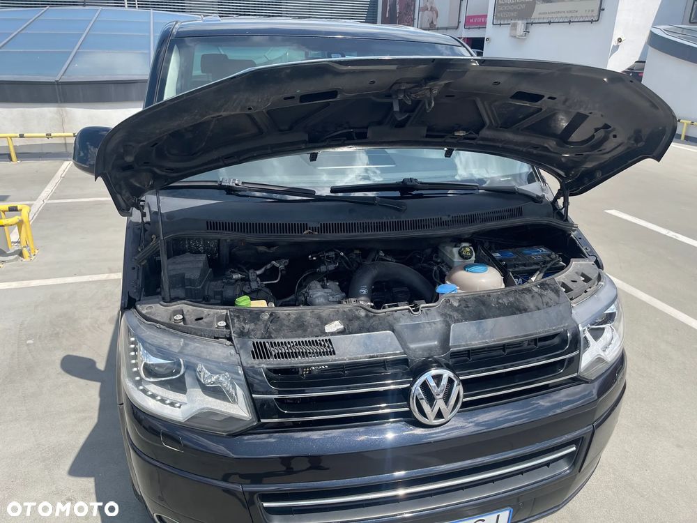 Volkswagen Multivan - 14