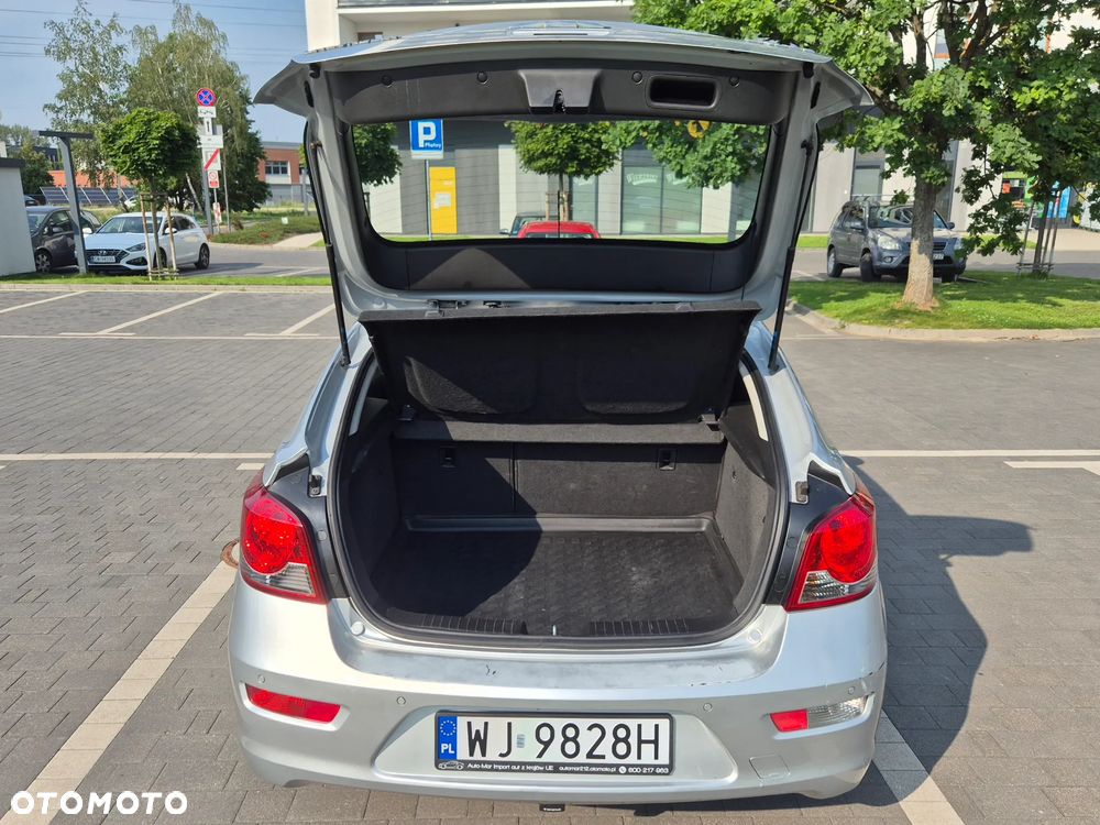Chevrolet Cruze 1.8 LT - 18
