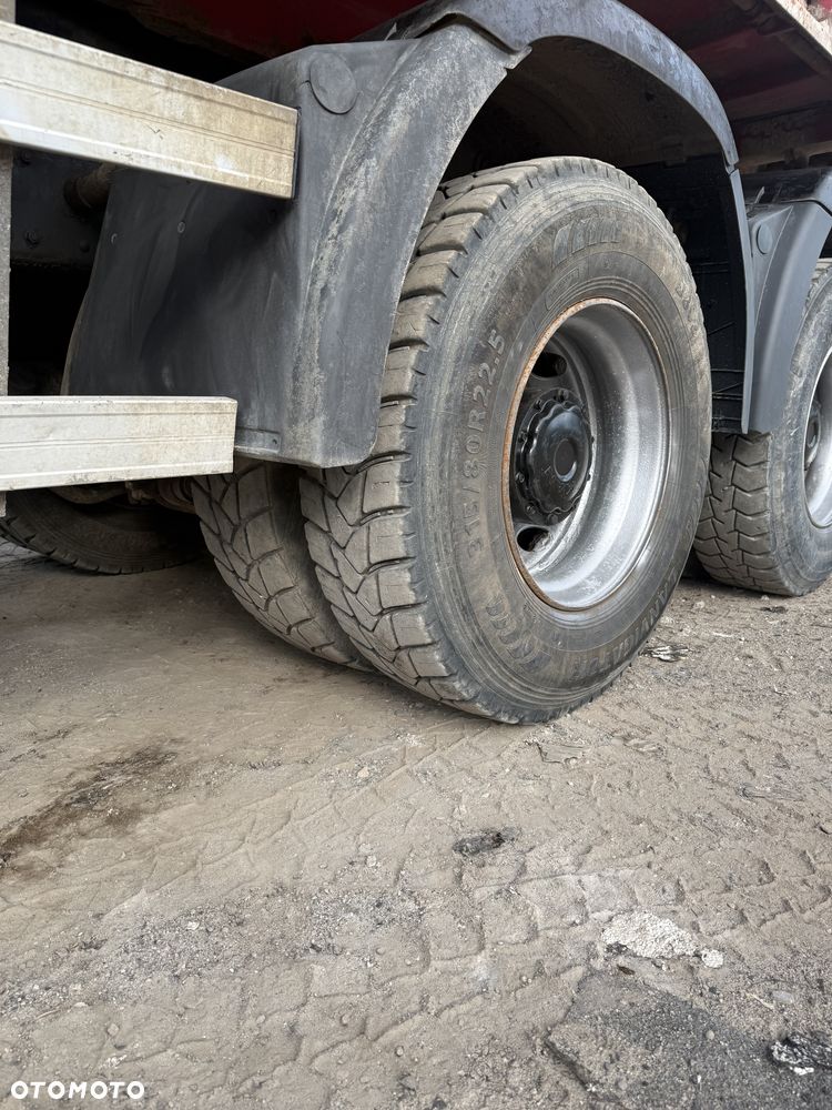 Mercedes-Benz Actros - 5