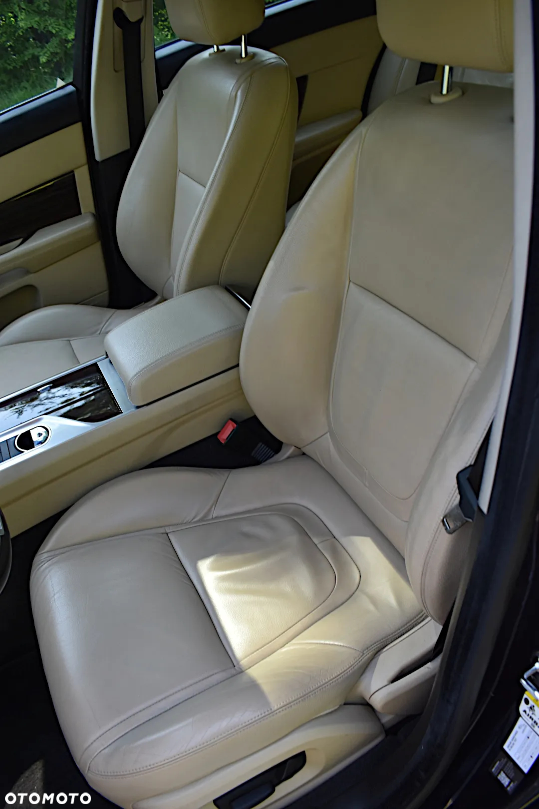 Jaguar XF 2.2 D Premium Luxury - 6