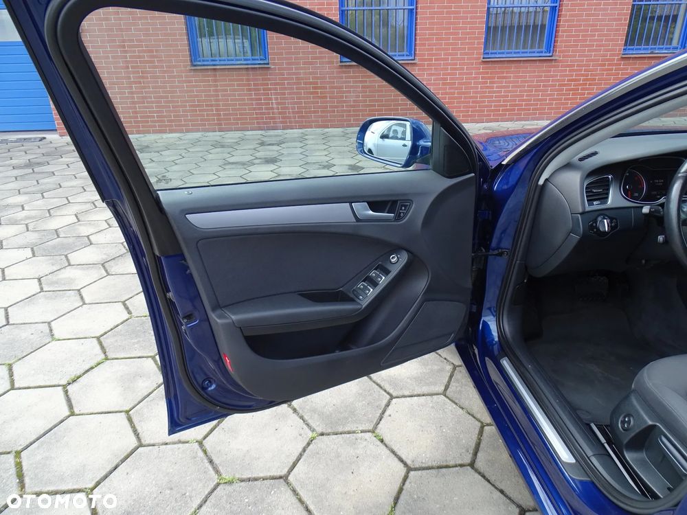 Audi A4 Avant 2.0 TDI Limited Edition Multitr - 18