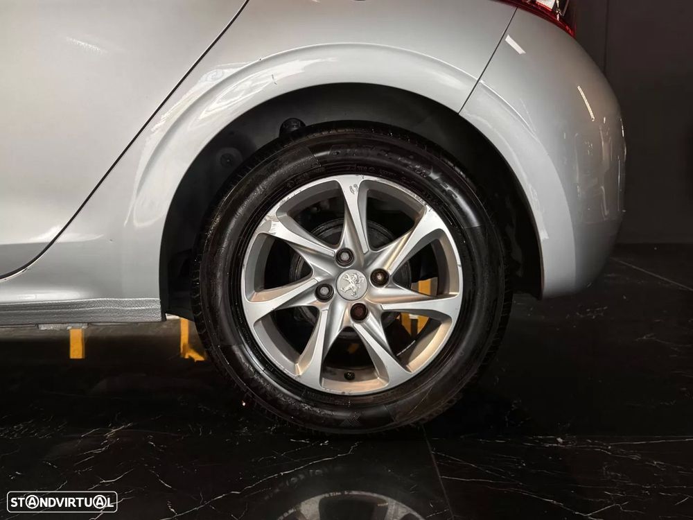 Peugeot 208 1.6 BlueHDi Active - 9