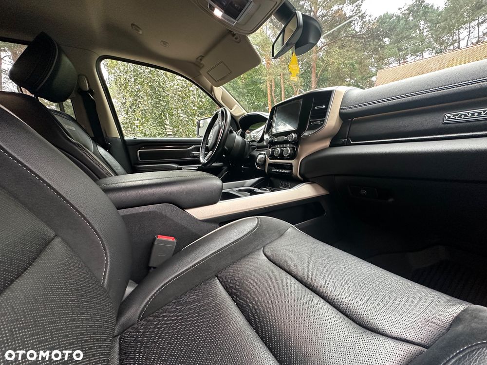 Dodge RAM 1500 5.7 4x4 - 16