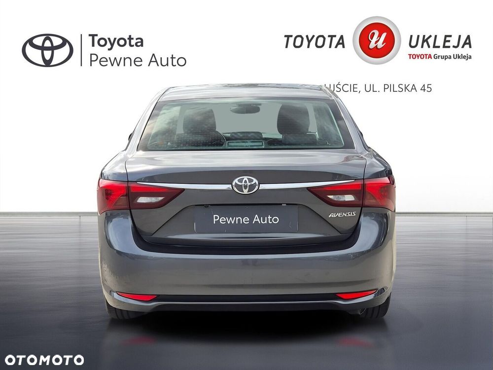 Toyota Avensis 1.8 Premium MS - 9