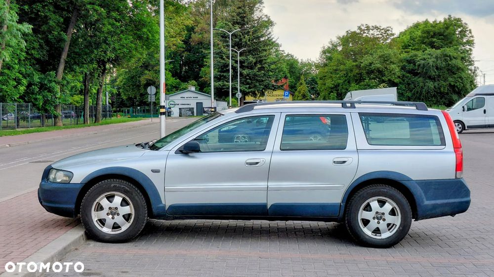 Volvo XC 70 - 4