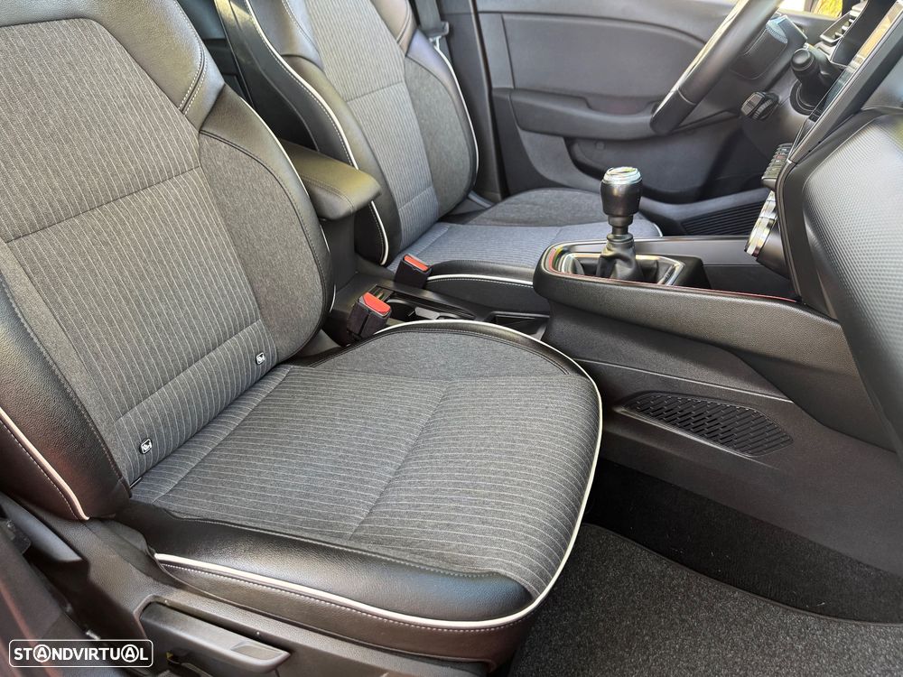 Renault Clio TCe 90 TECHNO - 39