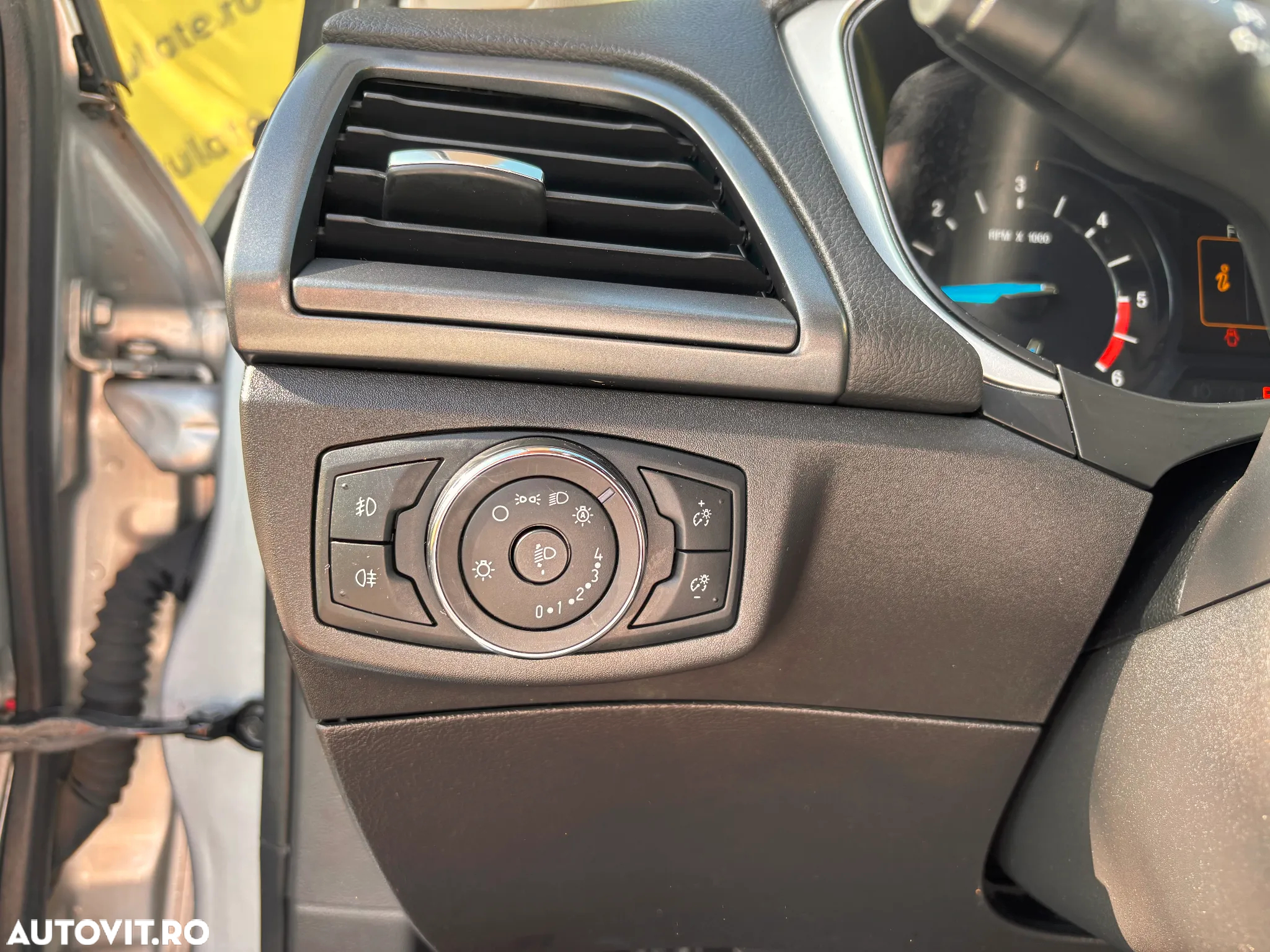 Ford Mondeo 2.0 TDCi Powershift Business - 16