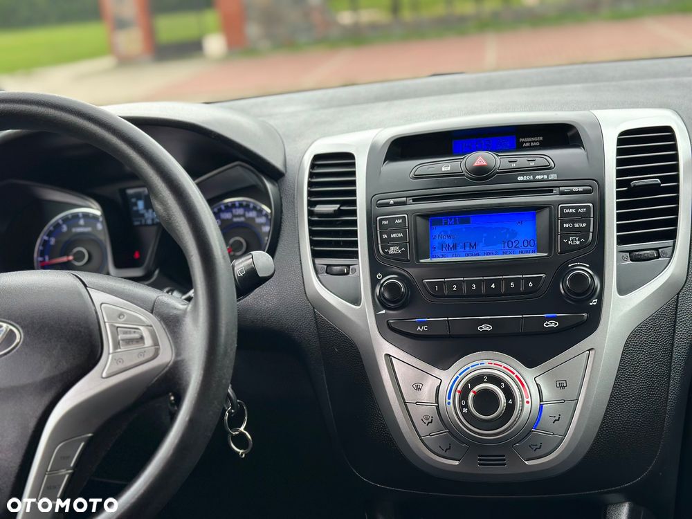 Hyundai ix20 1.4 Premium - 14
