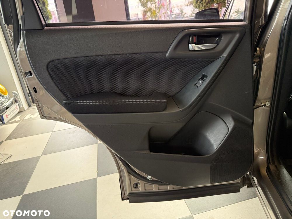 Subaru Forester - 14