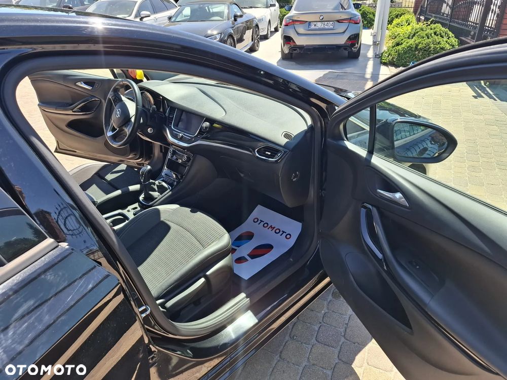 Opel Astra 1.2 T Elegance S&S - 12