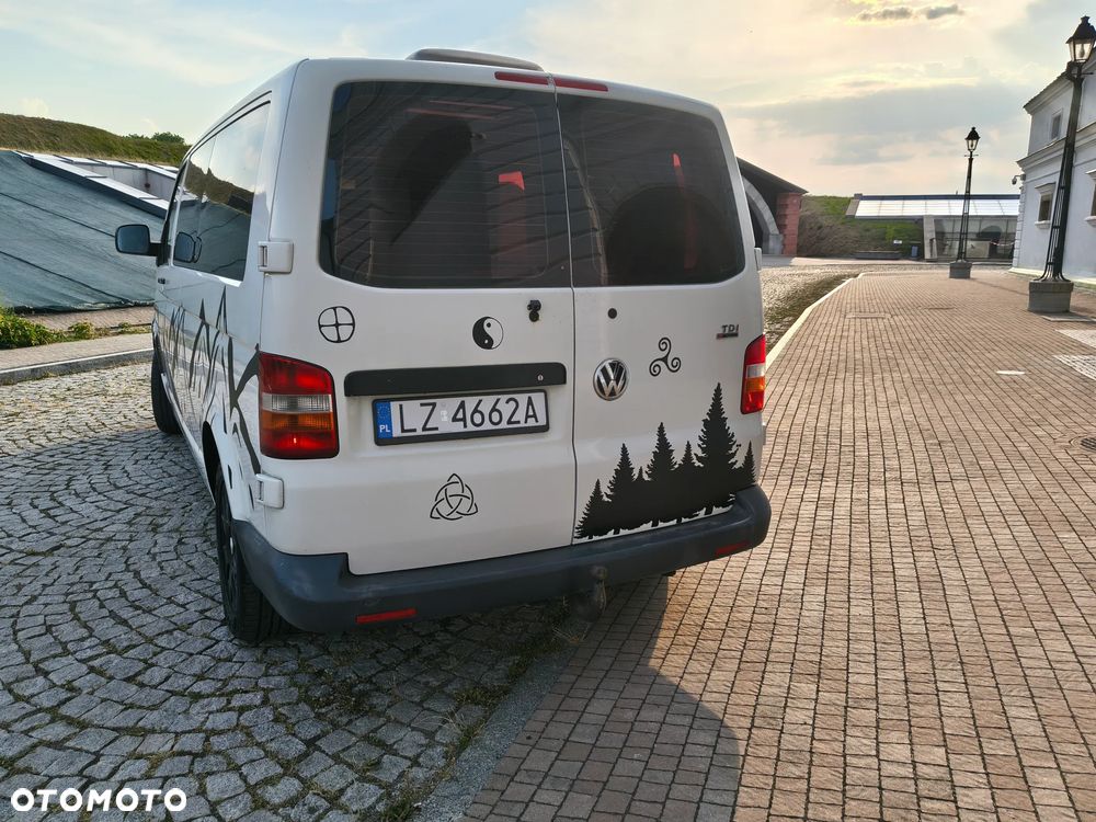 Volkswagen Transporter T5 - 5