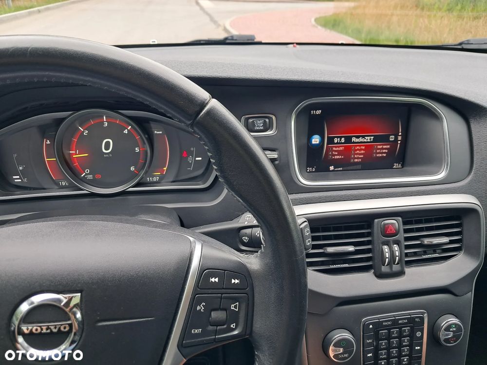 Volvo V40 D2 Momentum - 13