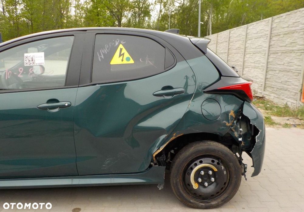 Toyota Yaris - 6