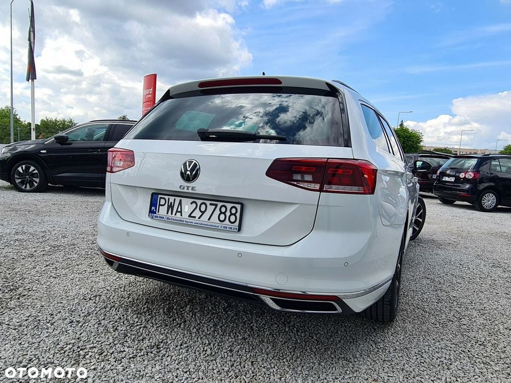 Volkswagen Passat - 3