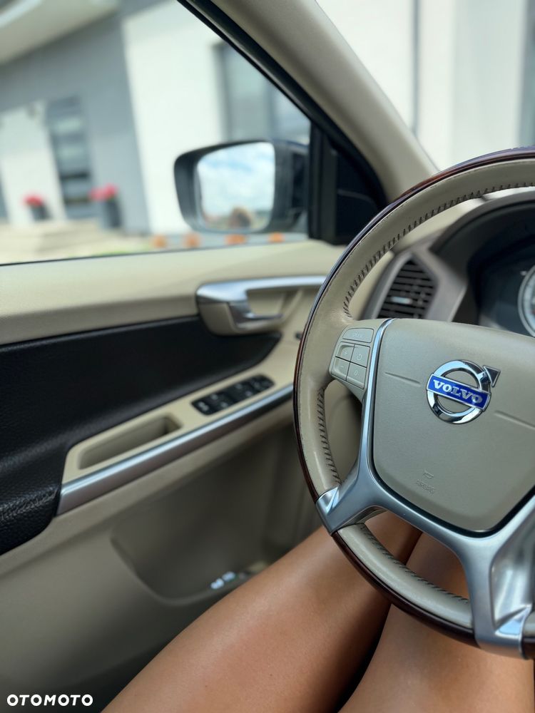 Volvo XC 60 D5 AWD - 9