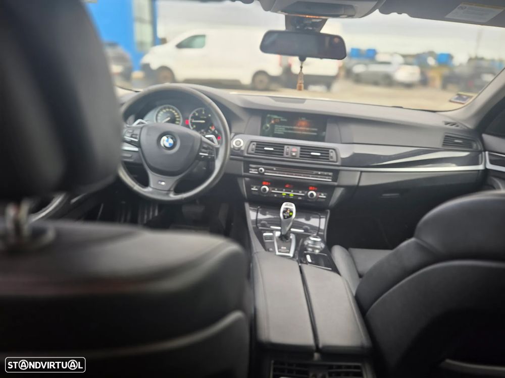 BMW 525 d Aut. Edition Fleet - 3