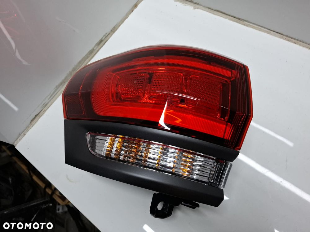 LEWA TYLNA TYŁ JEEP GRAND CHEROKEE TRAILHAWK WK TK p68316191ac - 2