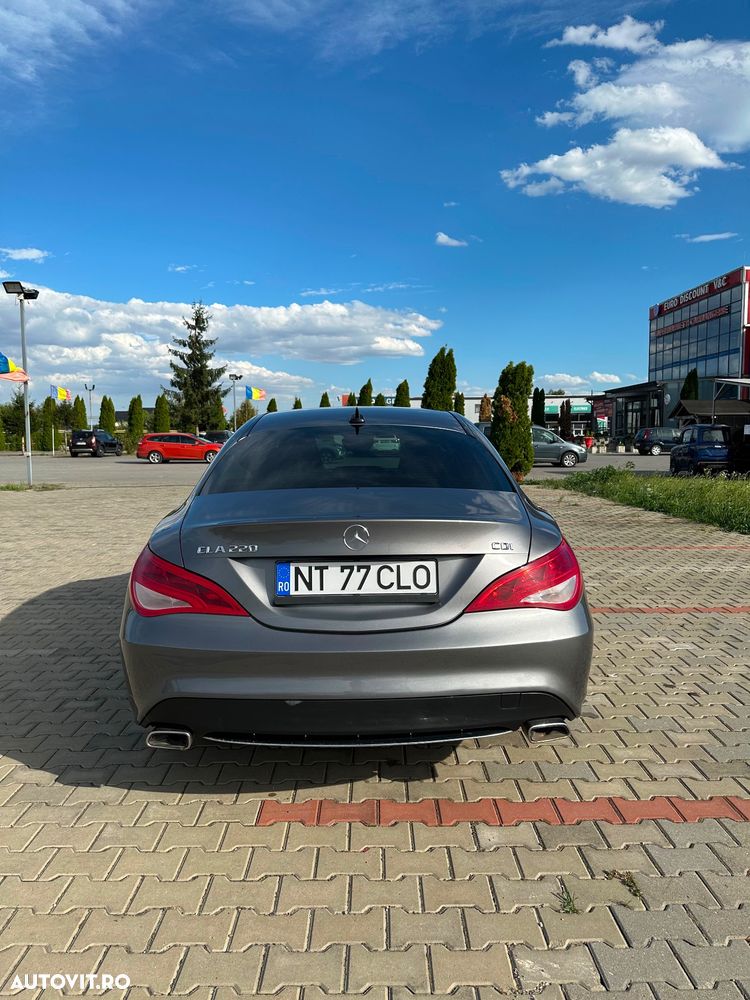 Mercedes-Benz CLA 220 - 4
