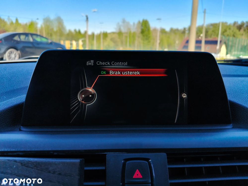 BMW Seria 1 120d xDrive Advantage sport - 7