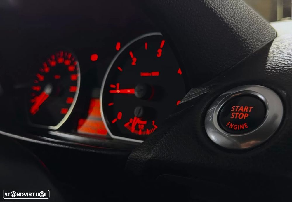 BMW 118 d Pack M - 27