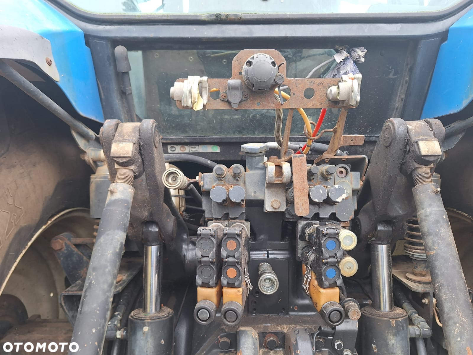 New Holland TM175 - 14