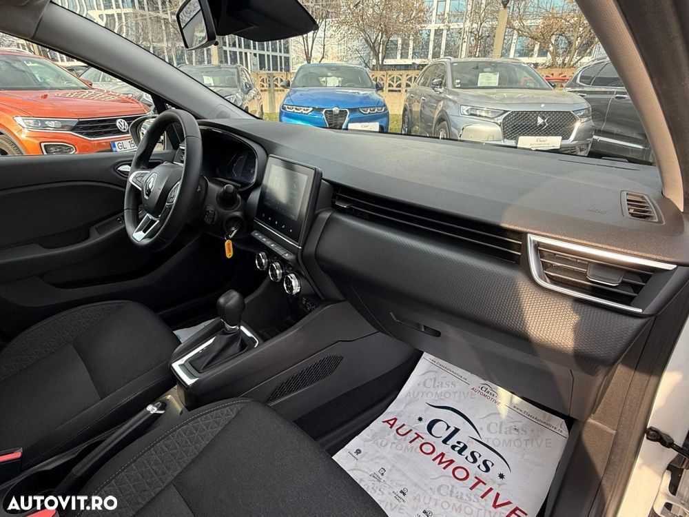 Renault Clio V E-Tech 145 Techno - 23