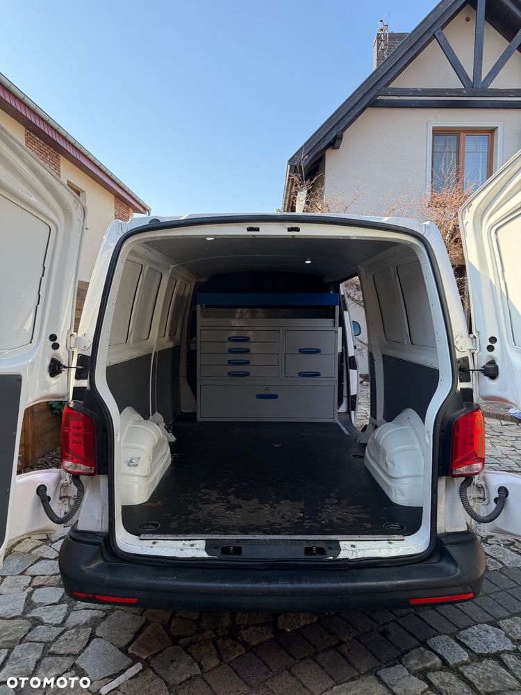 Volkswagen Transporter - 5