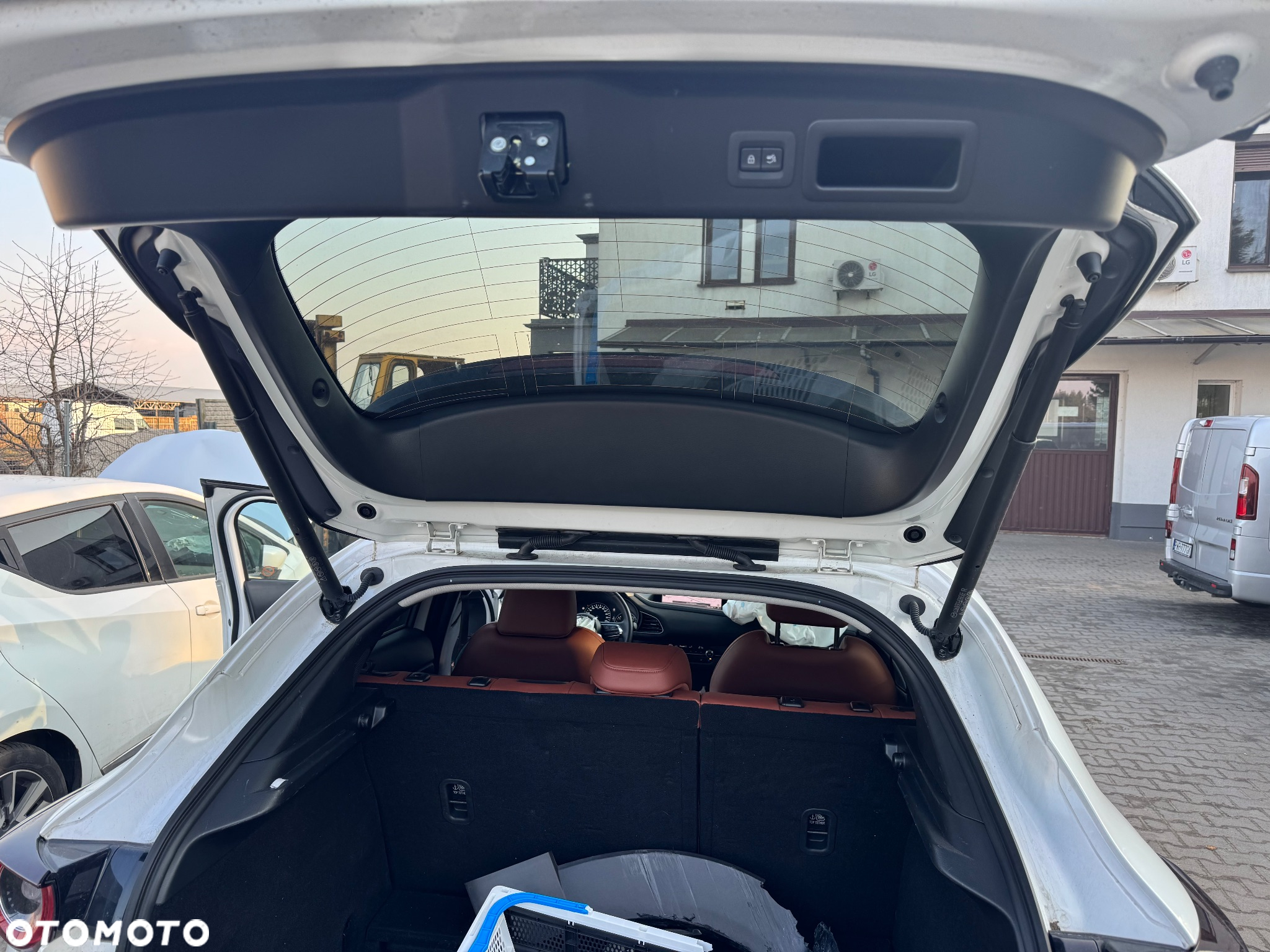 Mazda CX-30 SKYACTIV-G 2.0 M-Hybrid 150 SELECTION - 24