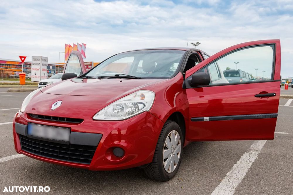 Renault Clio III 1.2 16V Authentique - 5