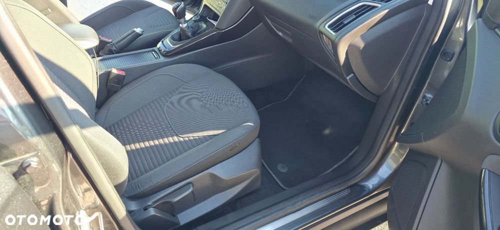 Ford Focus 1.0 EcoBoost Titanium ASS - 23
