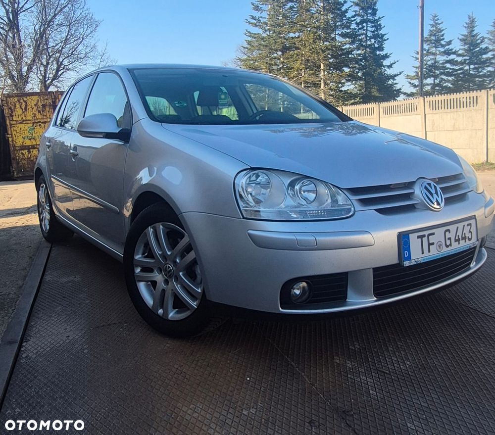 Volkswagen Golf 1.6 FSI Goal - 1