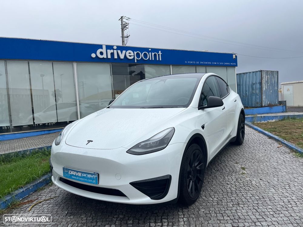 Tesla Model Y Standard - 3