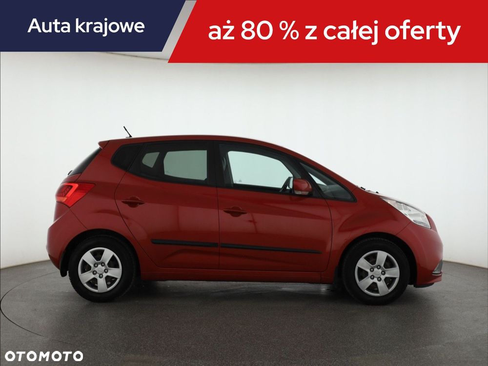 Kia Venga - 8