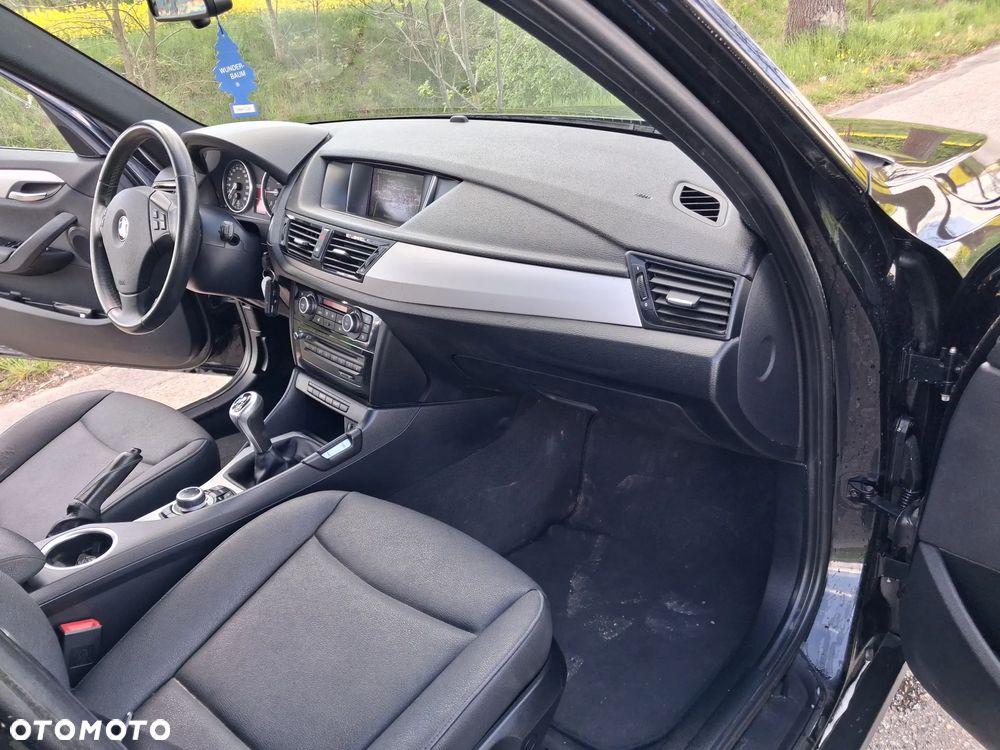 BMW X1 sDrive16d xLine - 14