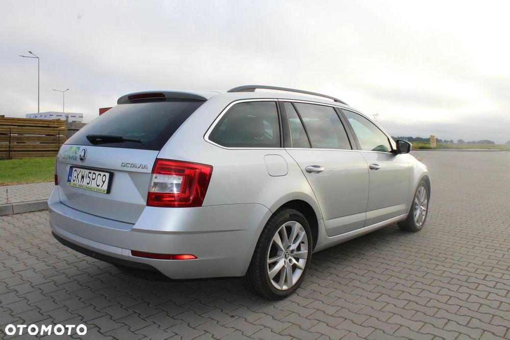 Skoda Octavia 2.0 TDI Style - 5
