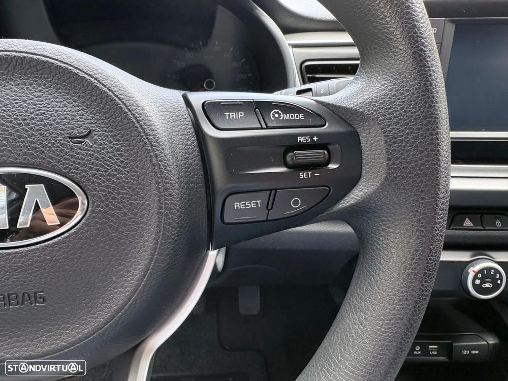Kia Rio 1.2 CVVT Urban - 37