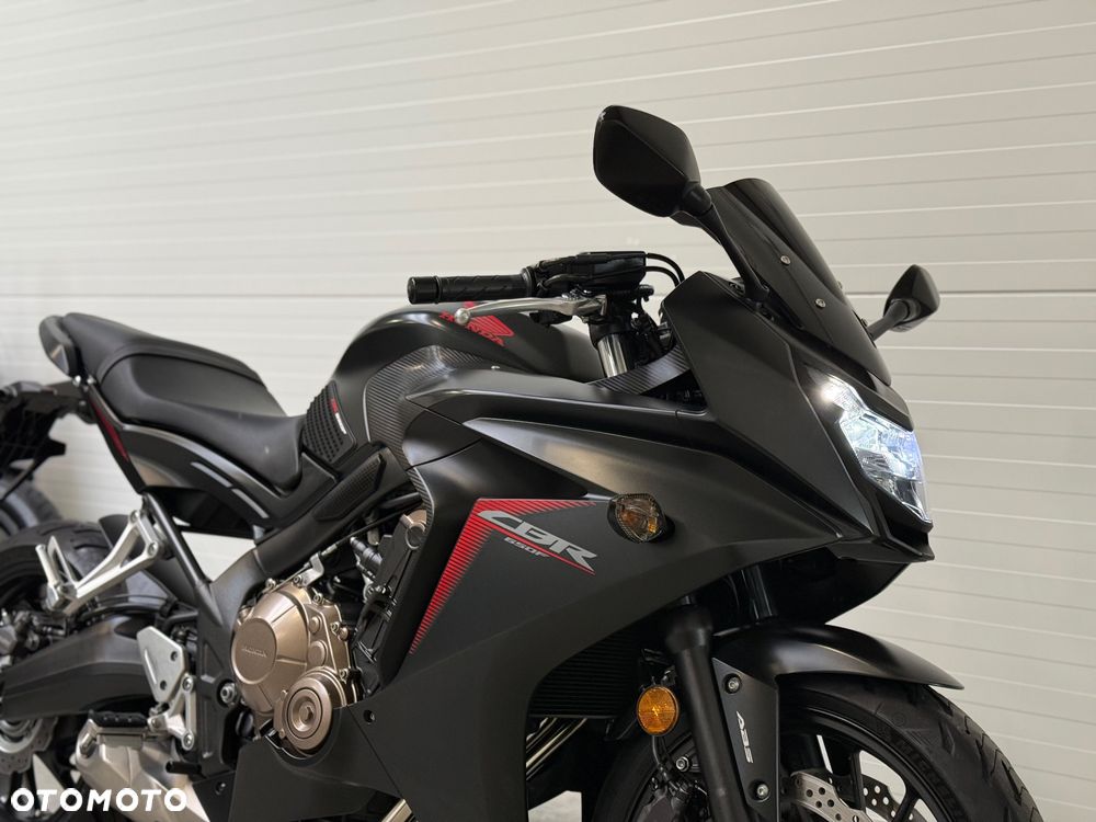 Honda CBR - 8