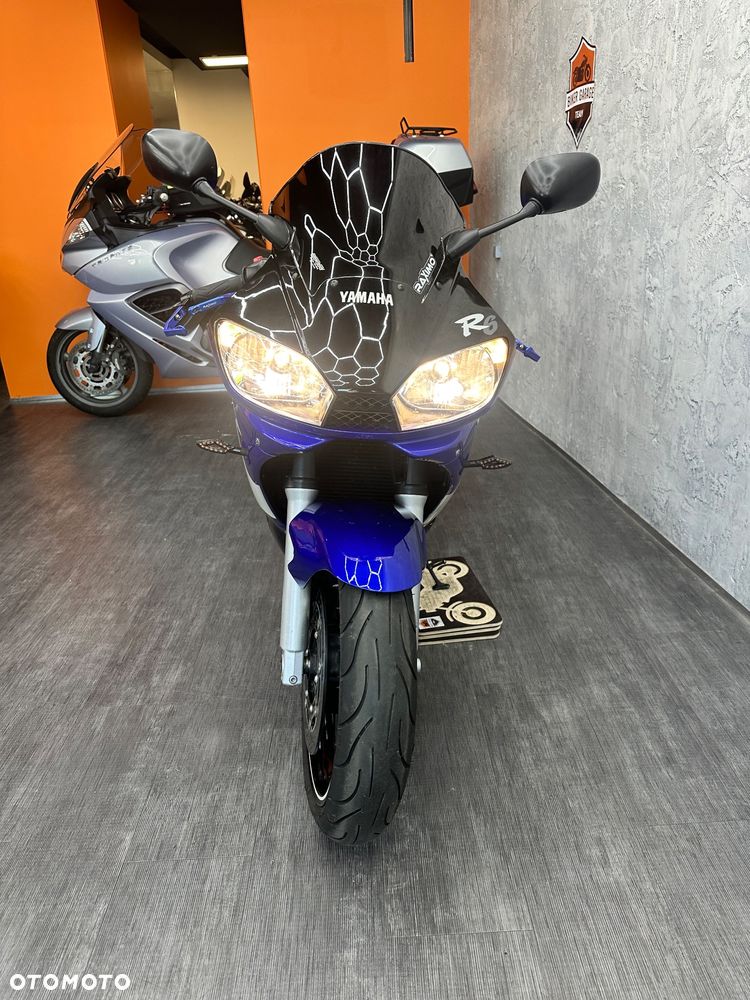 Yamaha R6 - 40