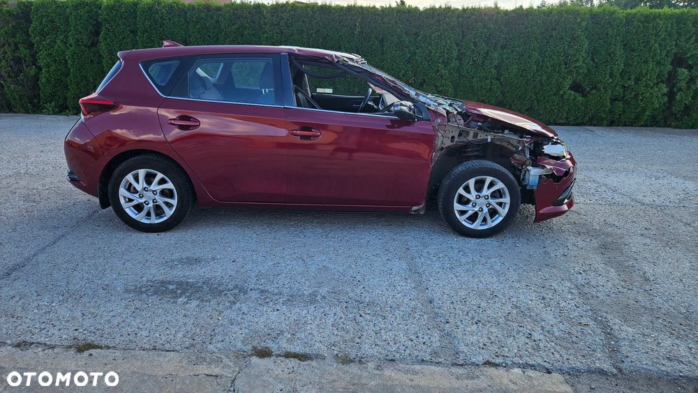 Toyota Auris Hybrid 135 Prestige - 5