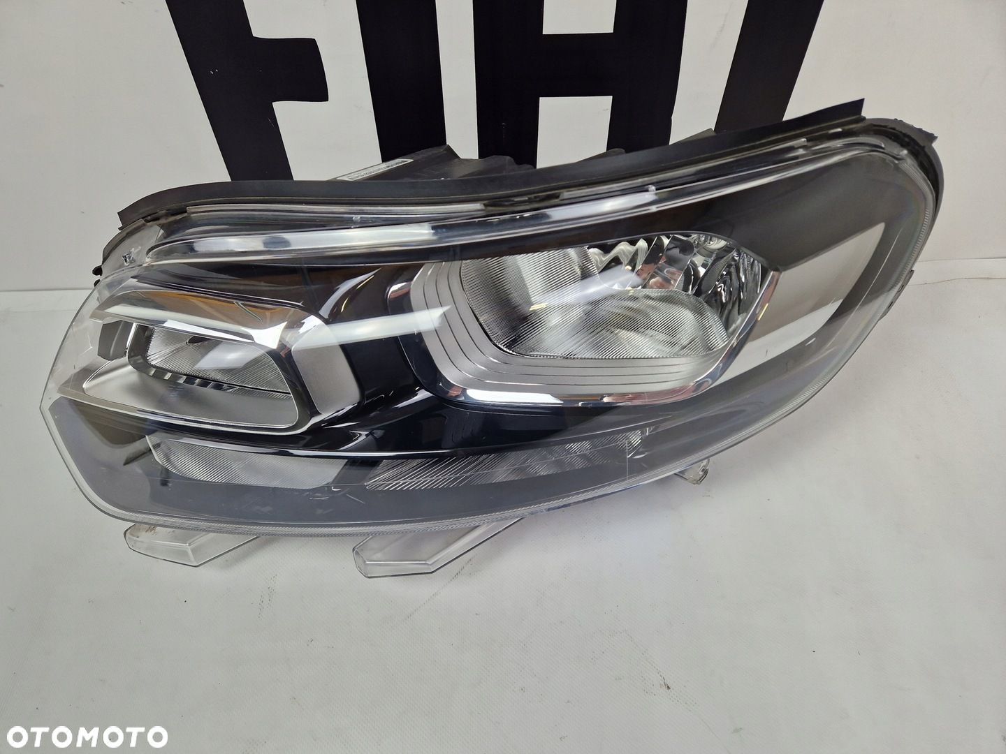 LAMPA REFLEKTOR LEWY VIVARO C ZAFIRA D PROACE JUMPY - 1