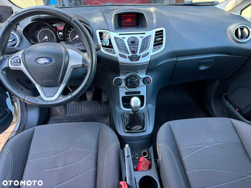 Ford Fiesta 1.25 Trend - 6