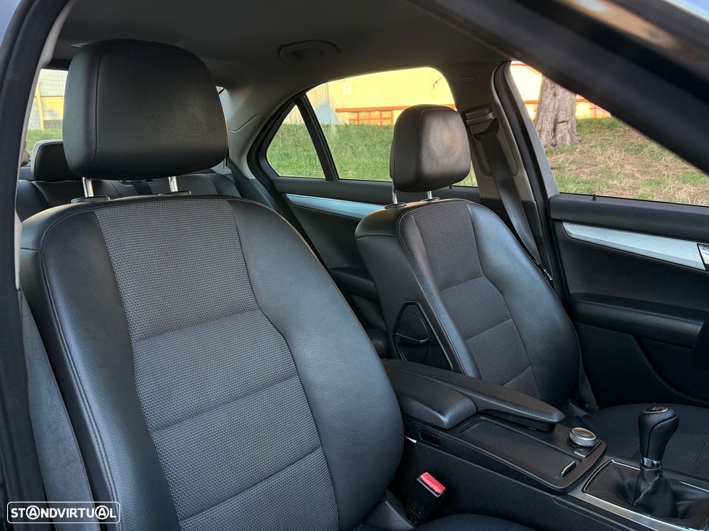 Mercedes-Benz C 220 CDI DPF Avantgarde - 13