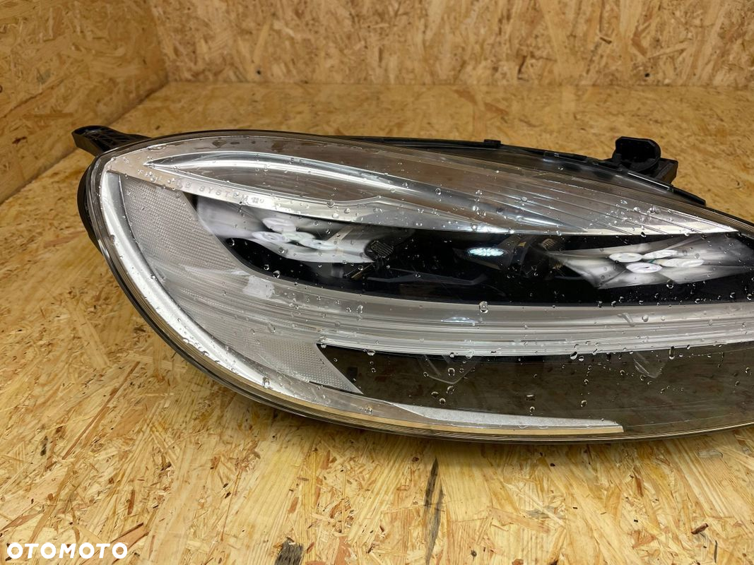 LAMPA PRZÓD PRZEDNIA PRAWA FULL LED VOLVO V40 II 31677021 UK LIFT 2016- - 3