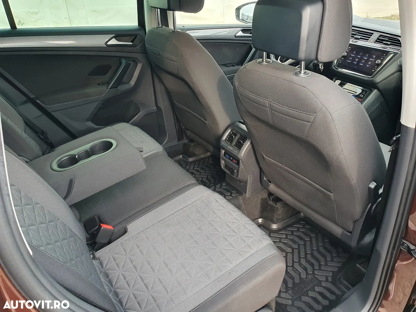 Volkswagen Tiguan 1.5 TSI ACT DSG Comfortline - 12