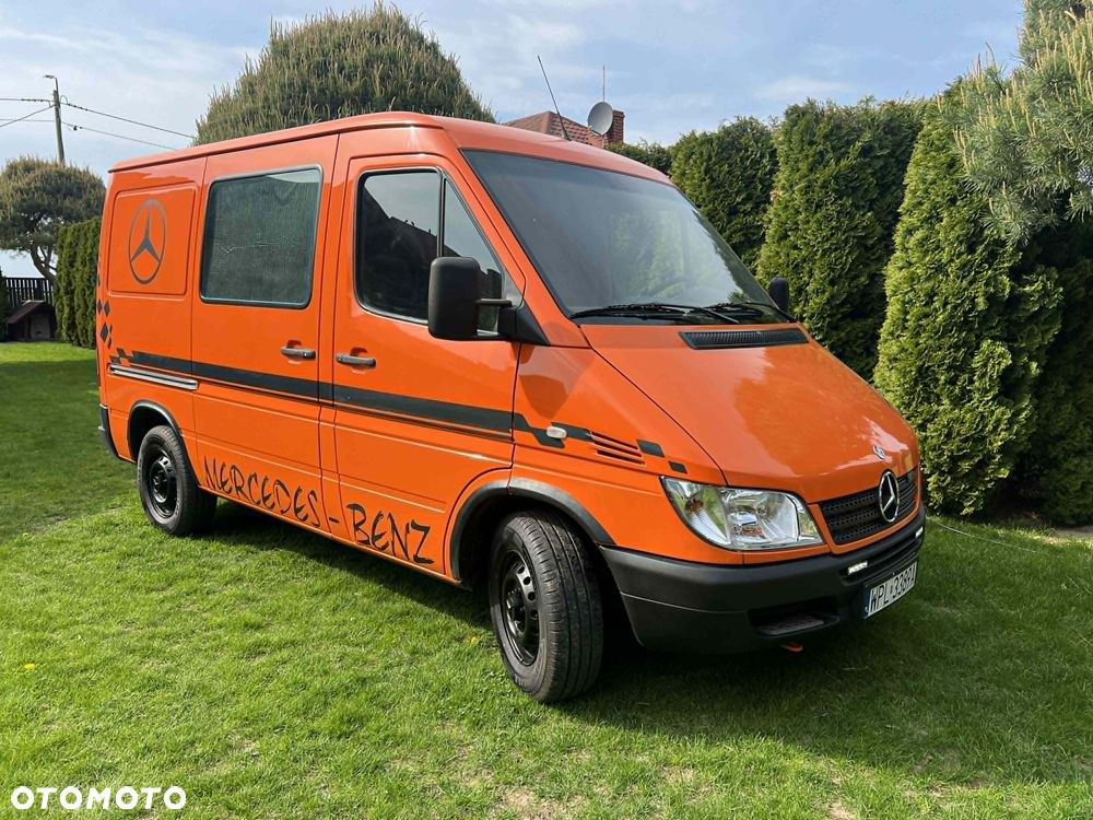 Mercedes-Benz Sprinter - 1