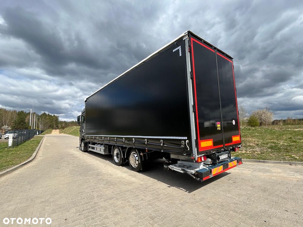Mercedes-Benz Actros - 13